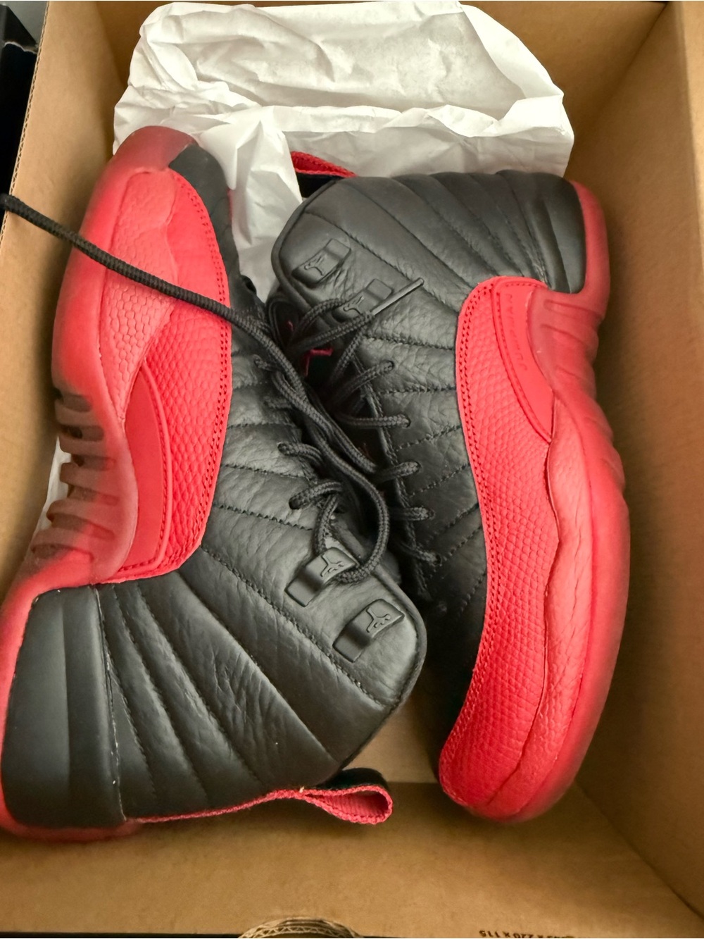 Play off Jordan 12s 4.5Y